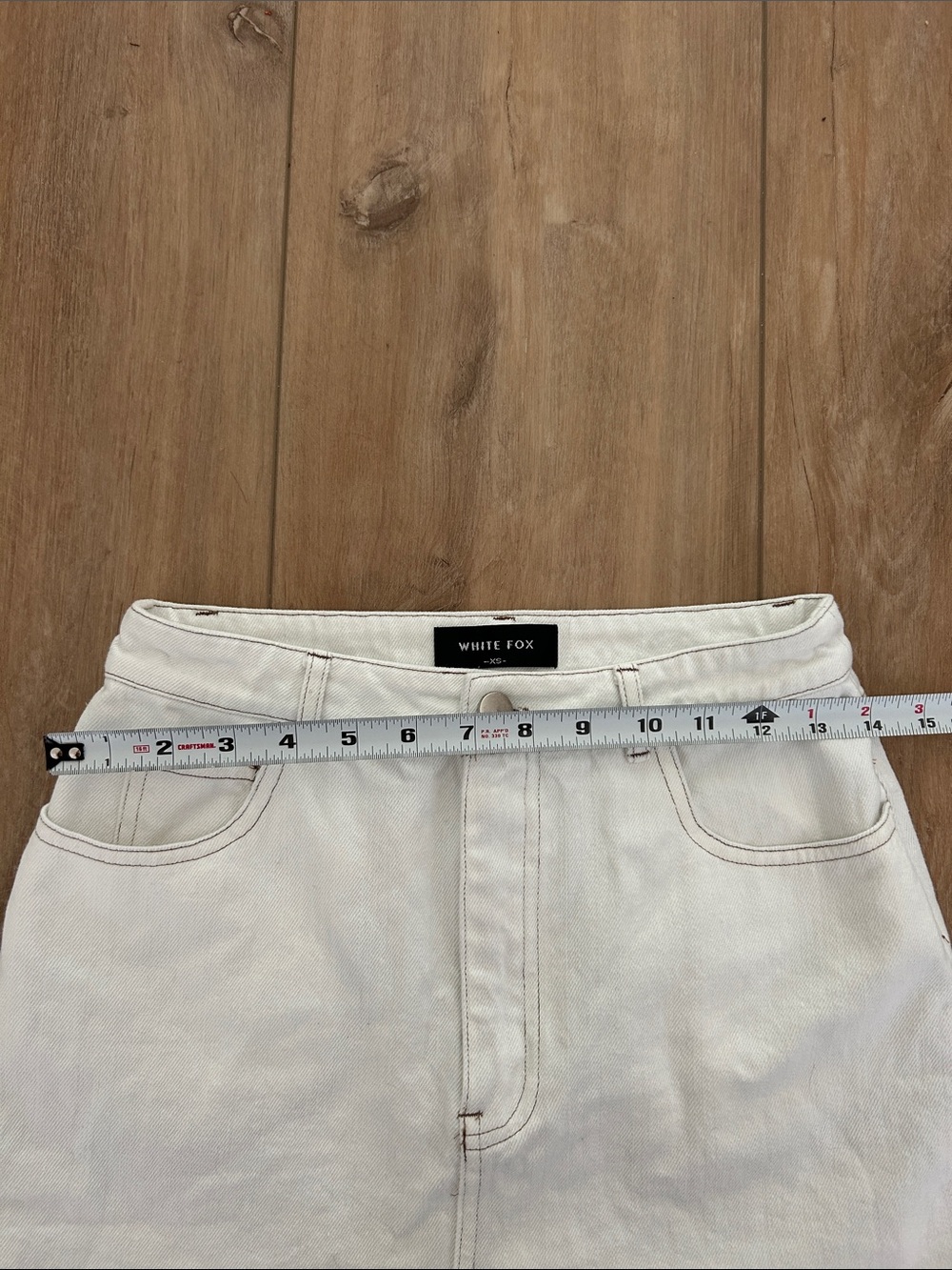 Like new - WHITE FOX White Denim Mini Skirt - Picture 6 of 6